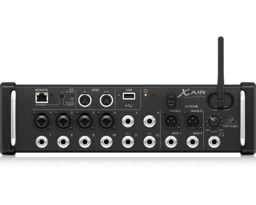 Микшерный пульт Behringer XR12